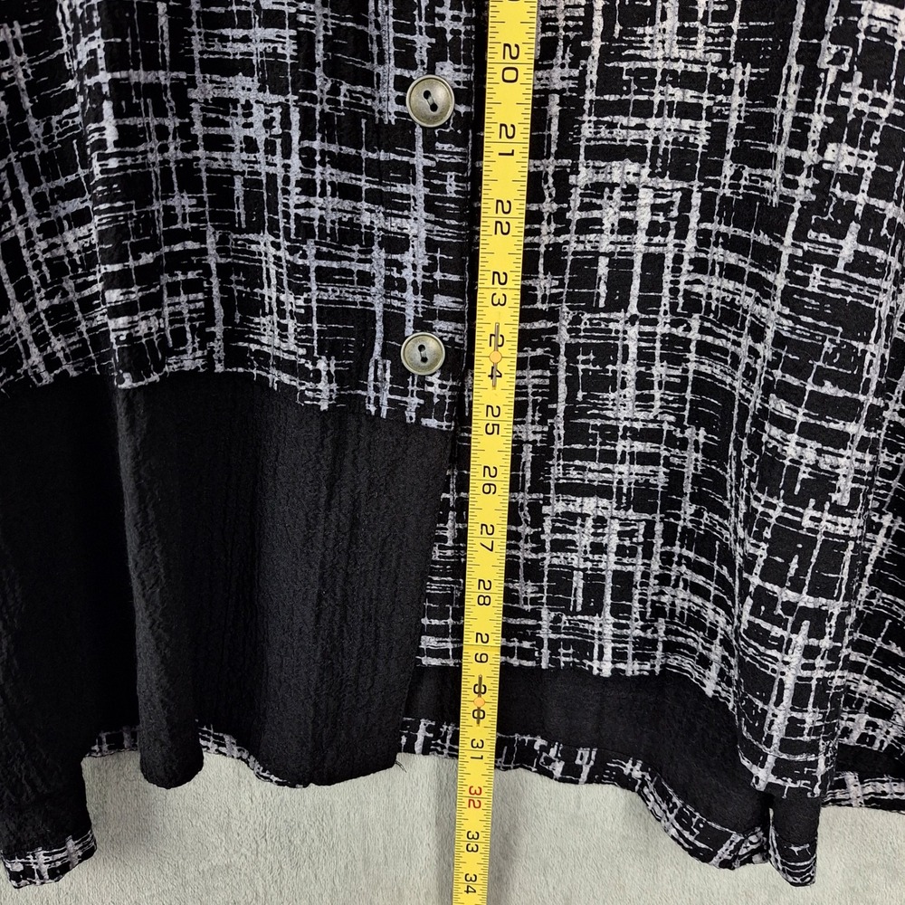Ali Miles Top 3X Black Artsy Lagenlook Abstract Button Boho Crepe Ruched Sleeves - Picture 6 of 8
